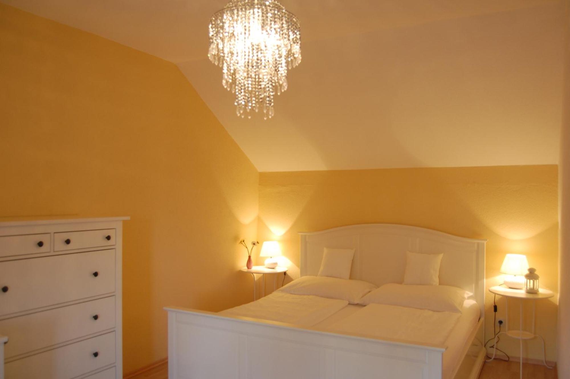 Hofgassl Zentgraf Bed and Breakfast Mörbisch am See Exteriör bild