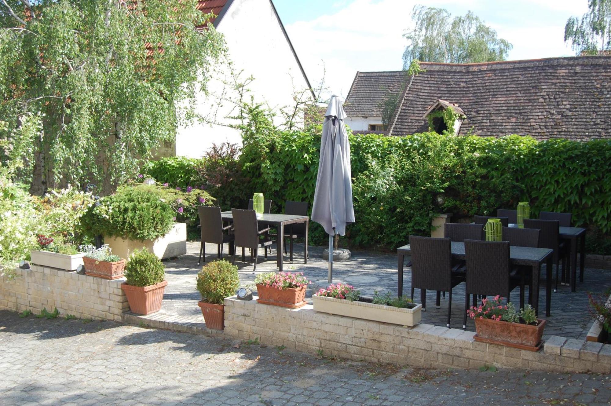 Hofgassl Zentgraf Bed and Breakfast Mörbisch am See Exteriör bild